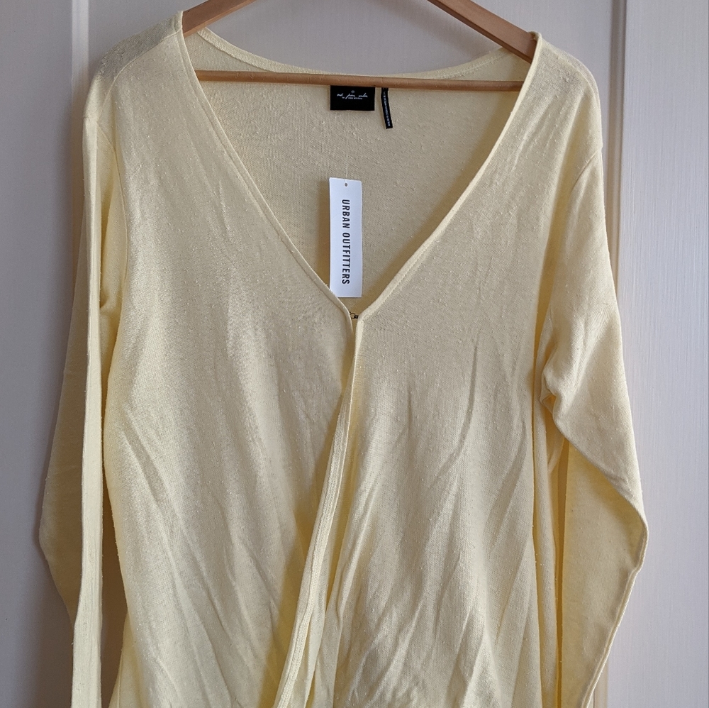 Urban outfitters top NWT